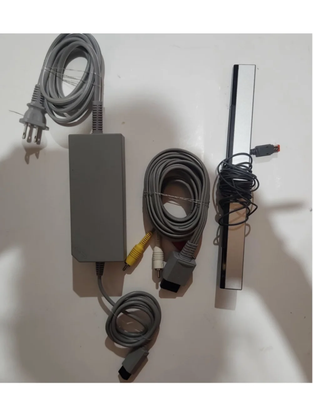OEM Nintendo Wii RVL-002 AC Adapter AV Cable Sensor Bar Bundle New
